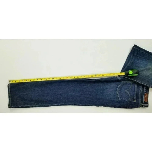 Levi's Size 28X30 Bold Curve Women's Straight Leg Blue Denim 5 Pocket Jeans - Picture 7 of 12